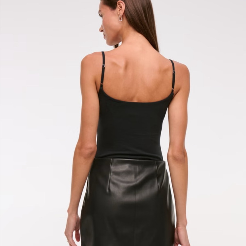 Abercrombie & Fitch The A&F Scarlett Vegan Leather Mini Skort - Picture 5 of 8